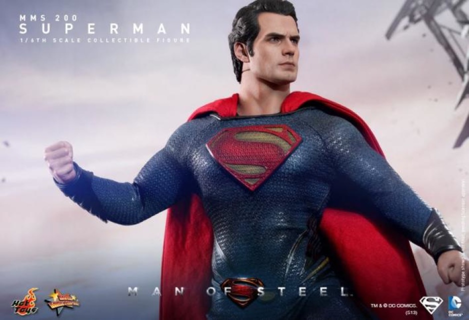 Hot Toys Man of Steel Superman sixth scale action figure
