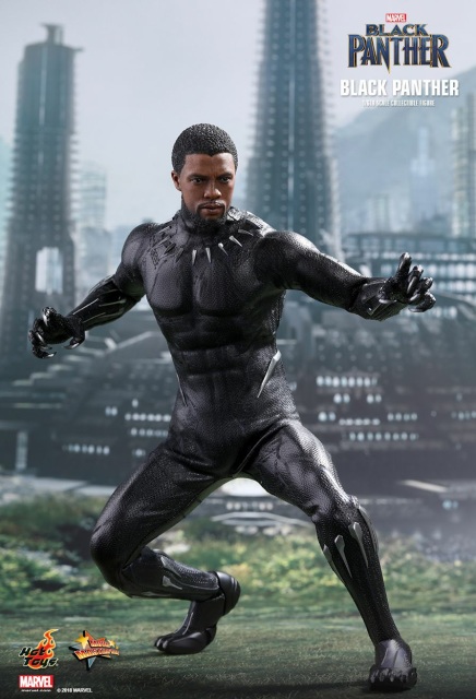 Hot Toys Marvel Movie Masterpiece Black Panther Collectible Figure