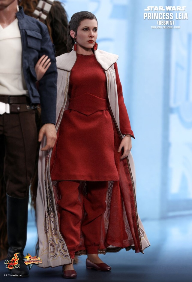 Hot Toys: Star Wars The Empire Strikes Back - Princess Leia (Bespin)