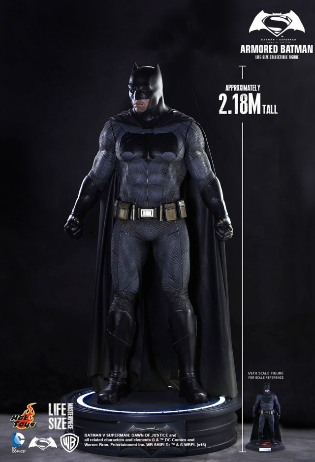 Hot Toys Life Size: Batman v Superman – Batman