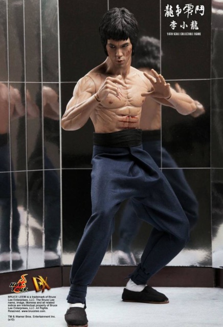 Hot Toys: Enter the Dragon - Bruce Lee